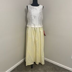 NWT‎ VTG PAPELL BOUTIQUE Evening White/Yellow Formal Gown Floral